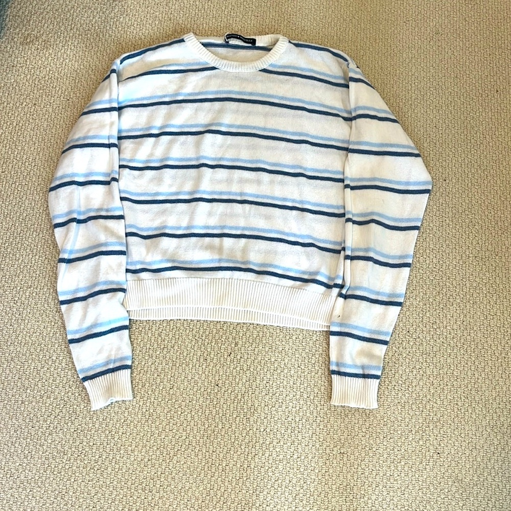 Brandy Melville sweater